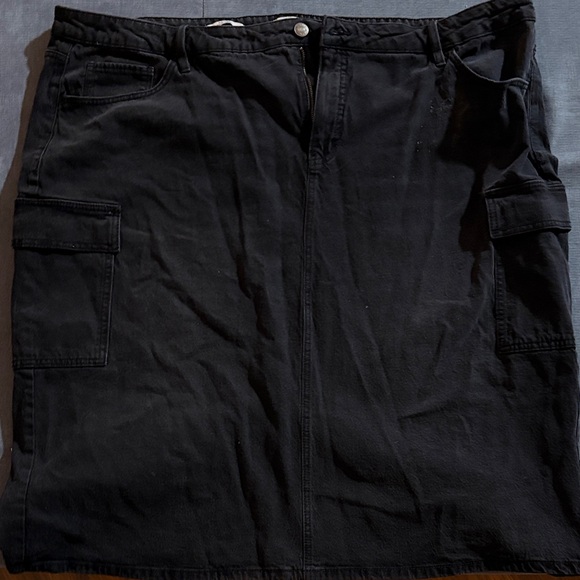 Ava & Viv Women's Charcoal Denim Midi Skirt - Picture 3 of 3